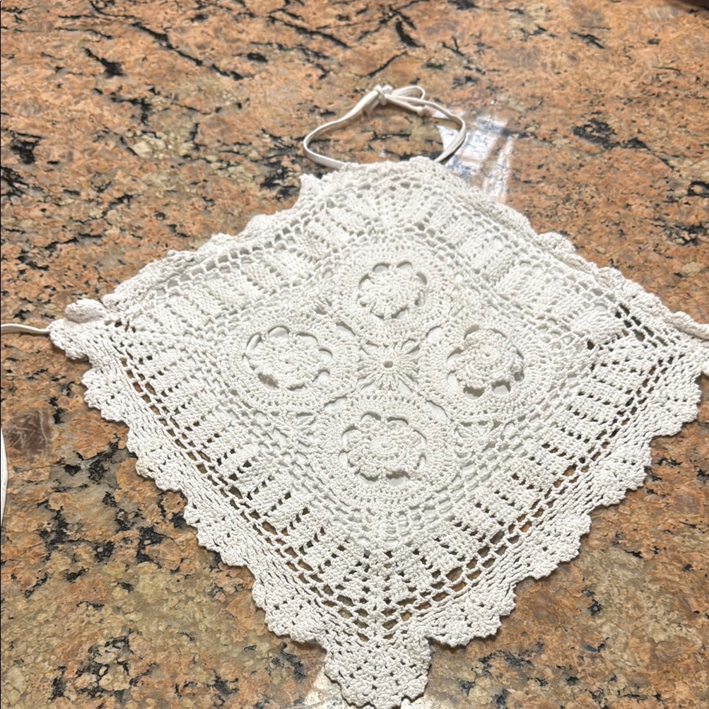Elegant White Crochet Crop Backless Bohemian Top Xs